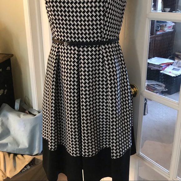 Gingham dress - Picture 2 of 8